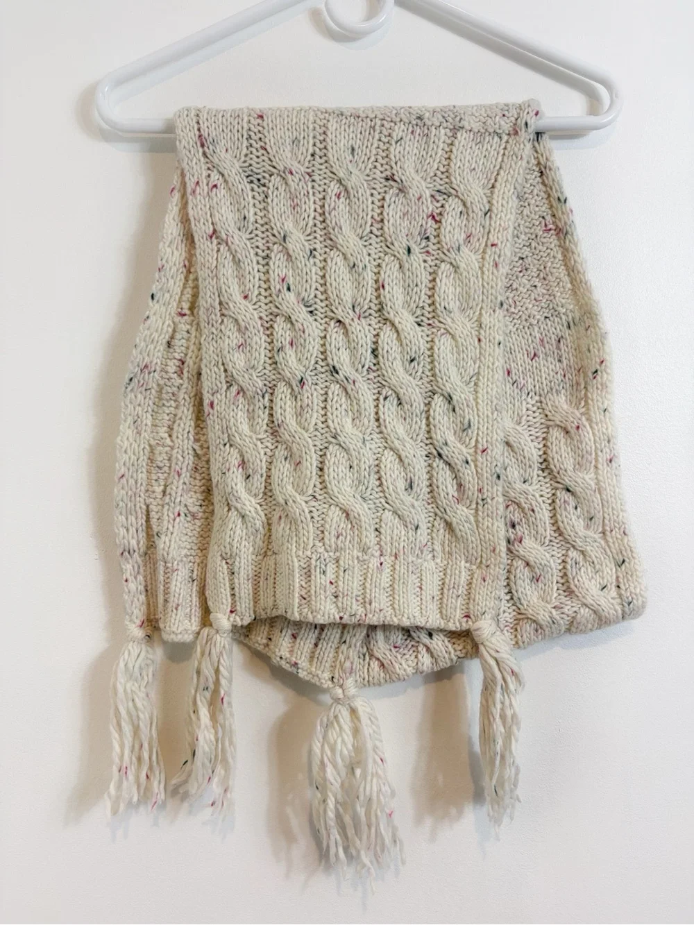 Hollister Confetti Cable Knit Tassel Winter Scarf